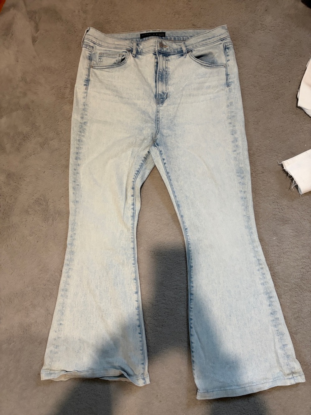 Veronica Beard Light Blue Flare Jeans